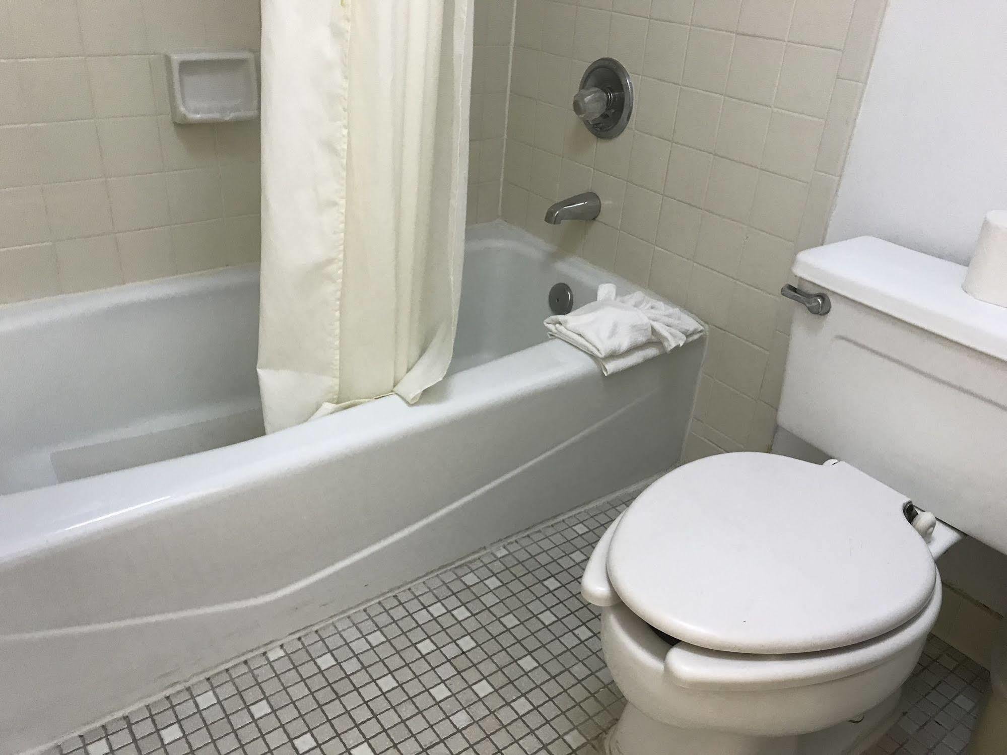 Seven Hills Suites I-10 Tallahassee Zewnętrze zdjęcie